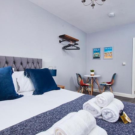Delven House, Apartment 5 - Self Check-In, Self-Catering Serviced Apartment For East Midlands Airport Castle Donington Ngoại thất bức ảnh