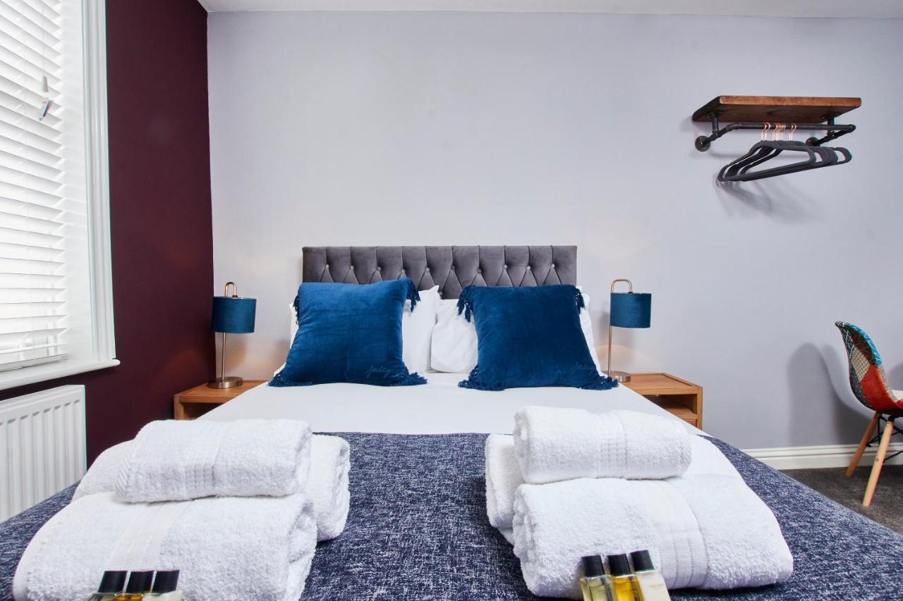 Delven House, Apartment 5 - Self Check-In, Self-Catering Serviced Apartment For East Midlands Airport Castle Donington Ngoại thất bức ảnh